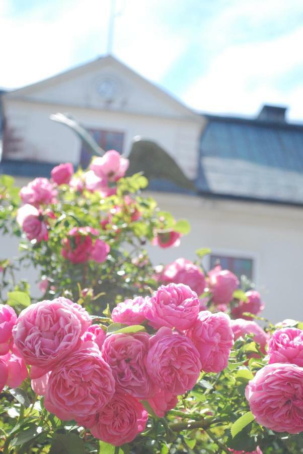 Haeringe Slott Hotel Musko Havsbad ภายนอก รูปภาพ
